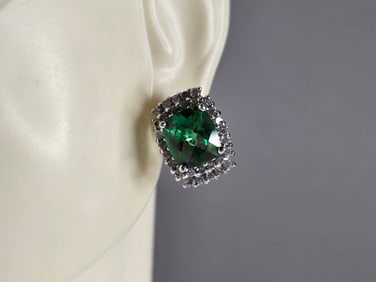 Pr of Womens 14K White Gold Stick Earrings