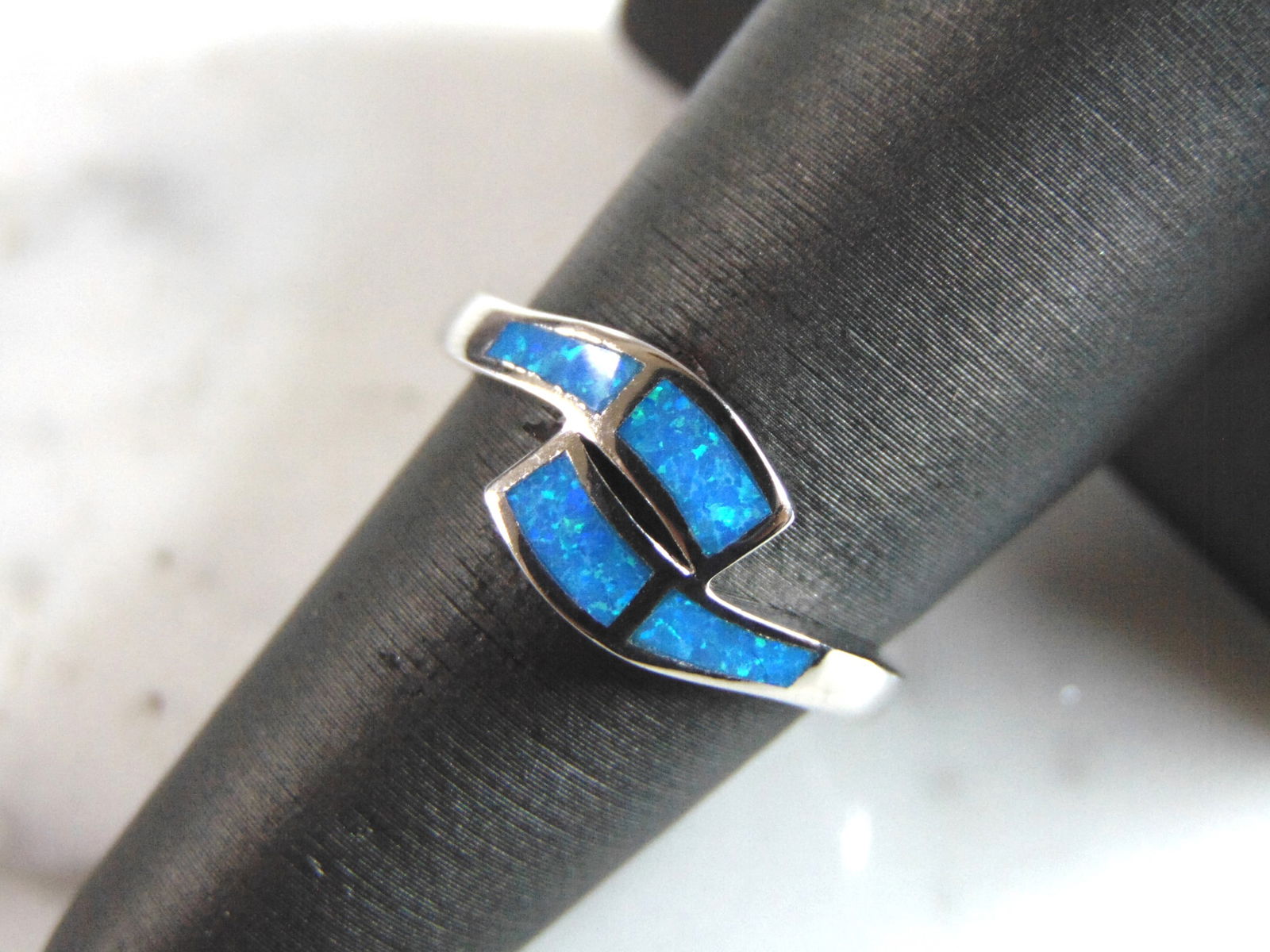 Womens Sterling Silver Modernist Opal Ring (1 of 4)