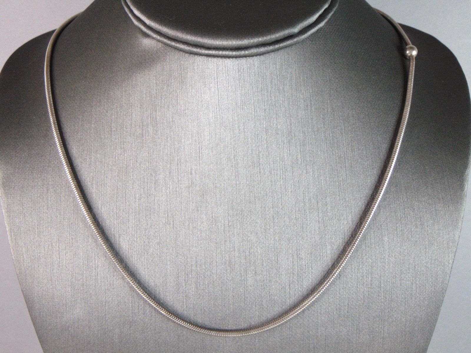 Womens Vintage Estate Sterling Silver Modernist Necklace (1 of 4)