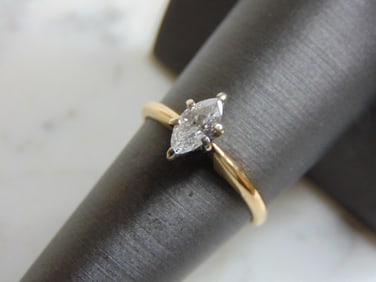 Womens Vintage Estate 14K Gold Marquise Diamond Ring
