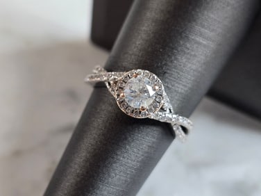 Womens Vintage Estate 14K White & Rose Gold Diamond Ring