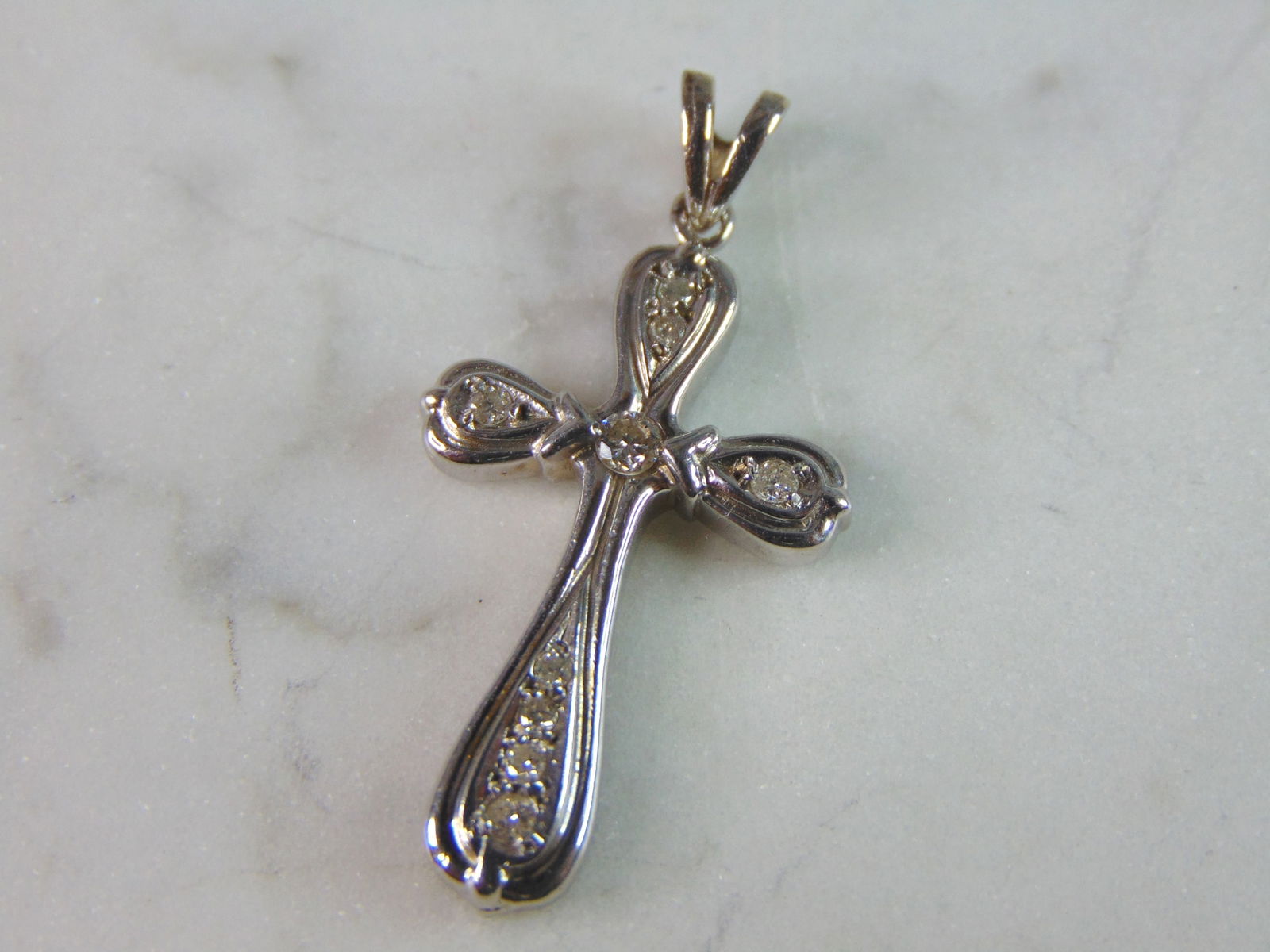 Womens Vintage Estate 14K White Gold Diamond Cross Pendant (1 of 2)