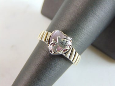 Womens Sterling Silver Fashion Heart Ring