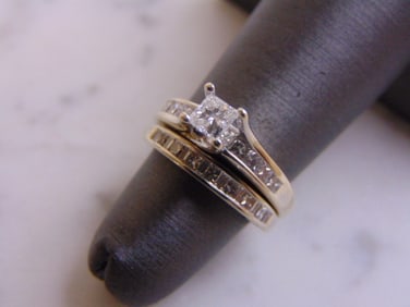 Women's Vintage Estate 14K White Gold Diamond Ring