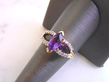 Womens Vintage Estate 10k Gold Diamond Amethyst Ring