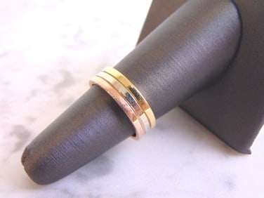 Vintage Estate 14K Multi Tone Gold Wedding Band Ring