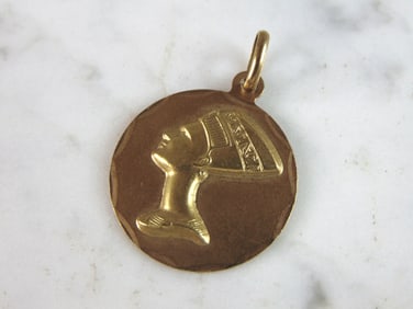 Womens Vintage Estate 18K Yellow Gold Pharaoh Pendant