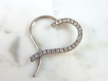 Womens Vintage Estate Sterling Silver Heart CZ Pendant