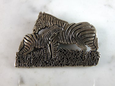 Womens Vintage Estate Sterling Silver Zebra Brooch