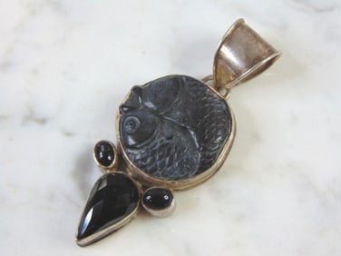 Womens Vintage Estate Sterling Silver Onyx Pendant