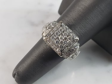Womens Vintage Estate 14K White Gold Diamond Ring