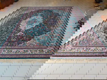 Vintage Estate Handmade Decorative Chinese Rug
