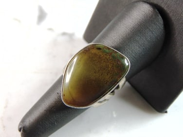 Womens Vintage Estate Sterling Silver Ancient Echos Ring