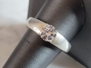 Womens Vintage Estate Sterling Silver CZ Ring