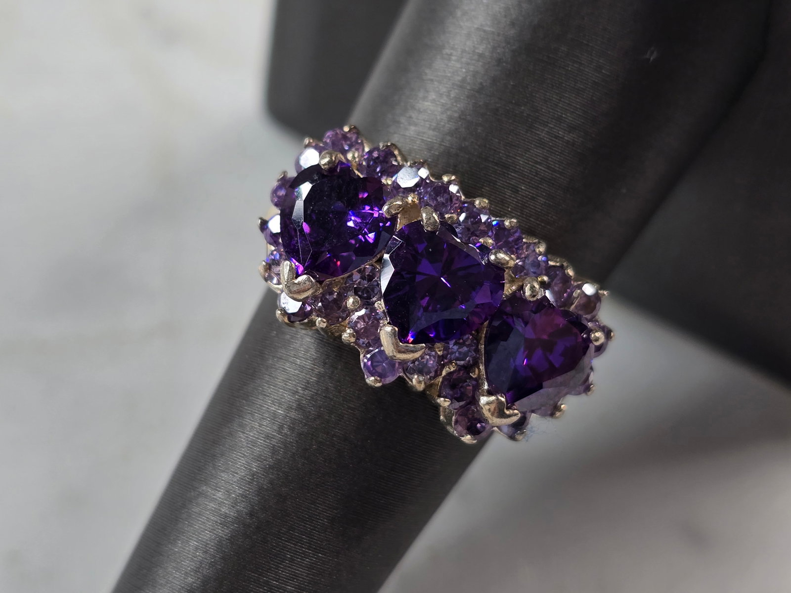 Womens Sterling Silver Amethyst Heart Ring (1 of 5)