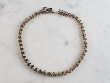 Womens Vintage Estate 10K Gold Diamond Tennis Bracelet