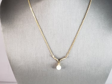 Womens Vintage Estate 14K Gold Necklace W/ Pearl & Diamond Chip