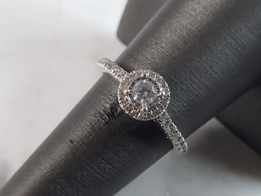 Womens Vintage Estate 10K White Gold Diamond Ring