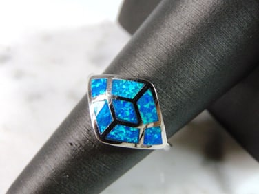 Womens Sterling Silver Modernist Opal Ring