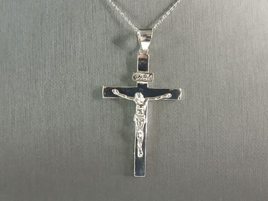 Womens Sterling Silver Religious Cross Pendant Necklace