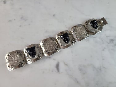 Womens Vintage Estate Sterling Silver Mayan Aztec Onyx Bracelet