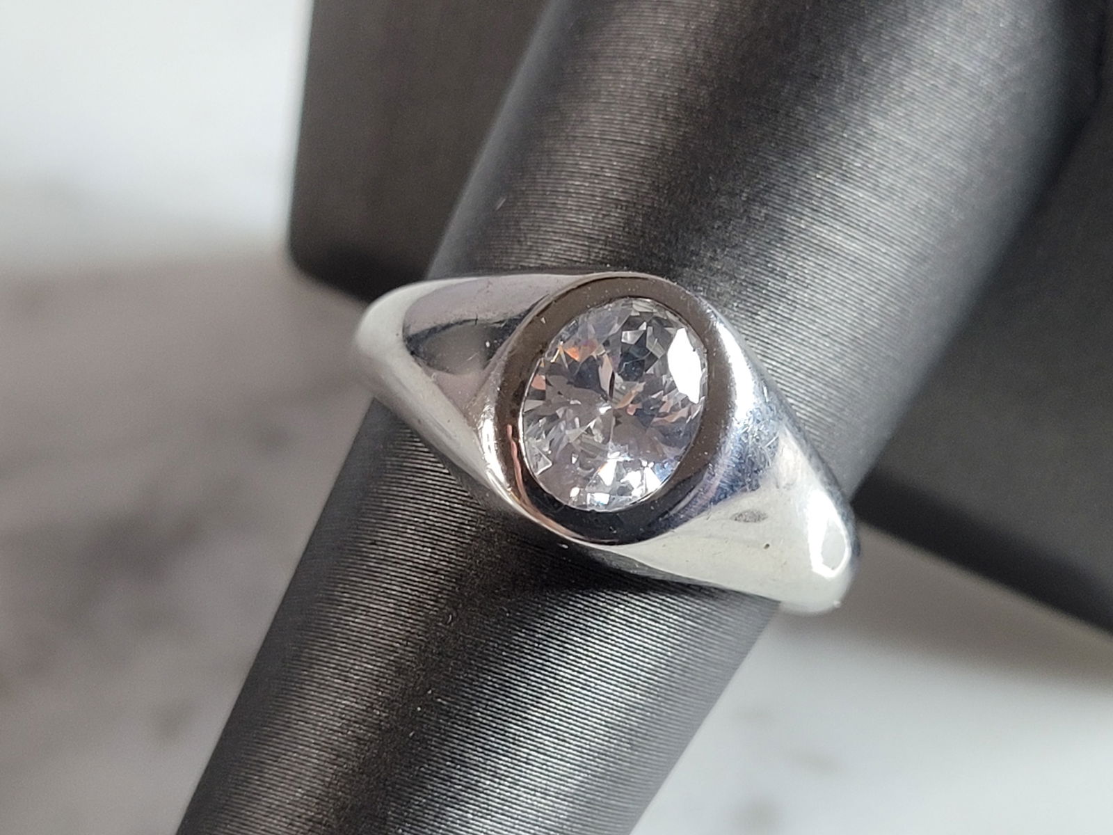 Womens Estate Sterling Silver Modernist CZ Ring (1 of 4)