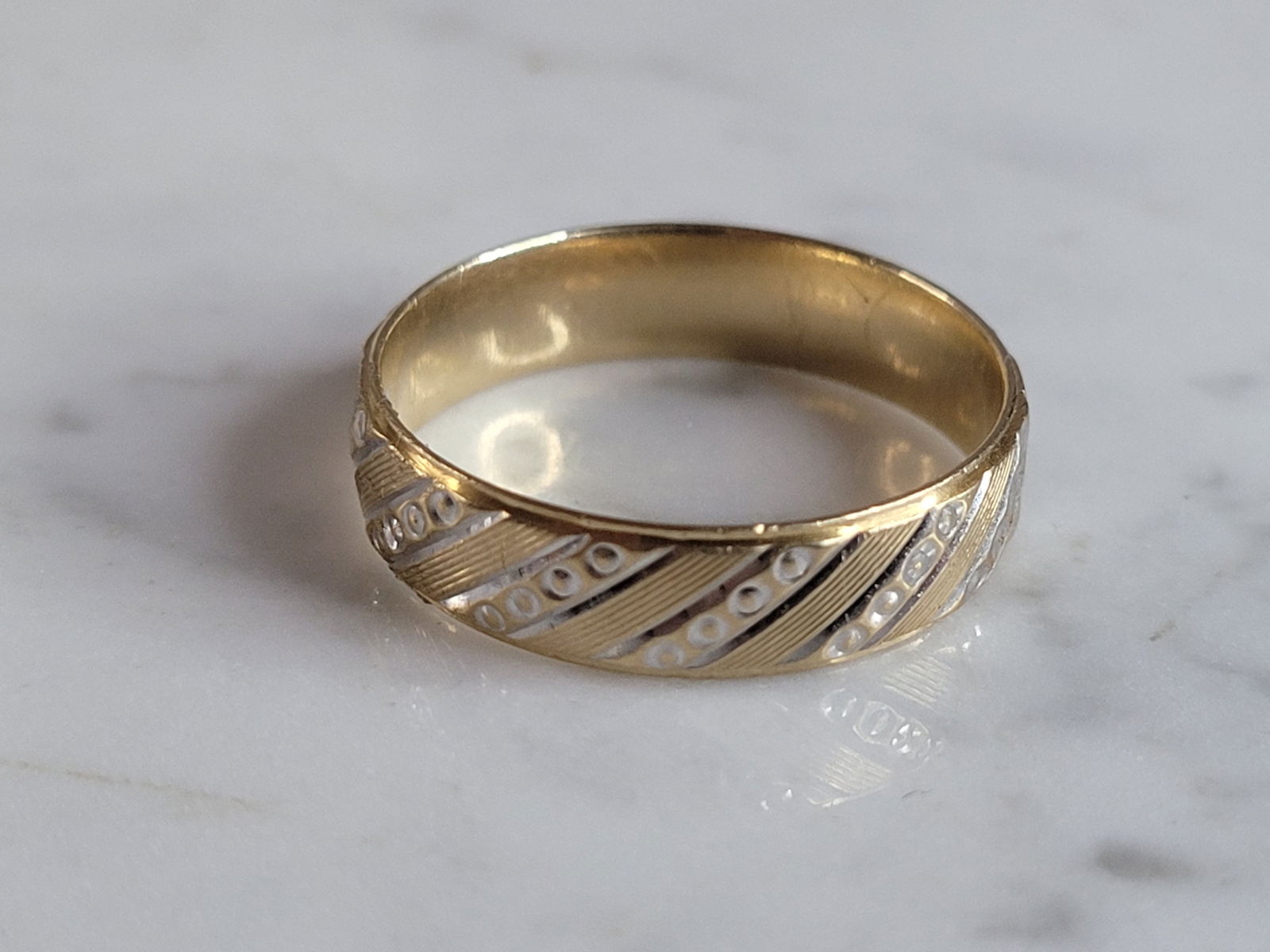 Mens Vintage Estate 10k Gold Wedding Band Ring (1 of 3)