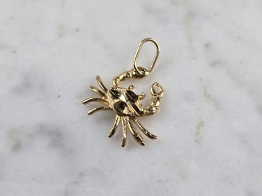 Womens Vintage Estate 14k Gold Crab Charm Pendant