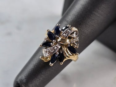 Womens Vintage Estate 14k Gold Sapphire Diamond Ring