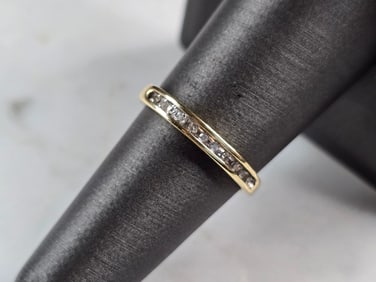 Womens Vintage Estate 10K Yellow Gold Diamond Ring