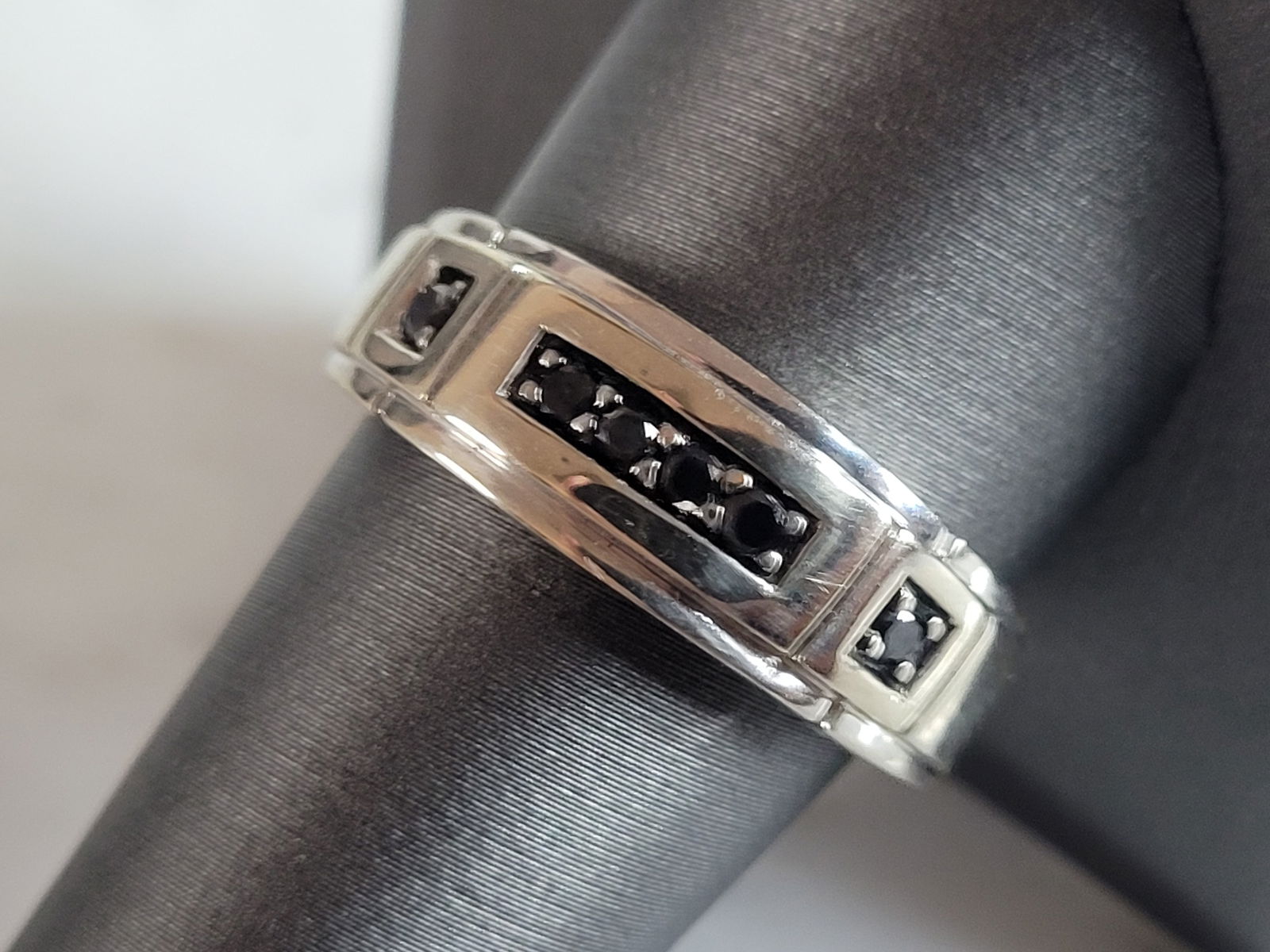 Mens Vintage Estate 14K White Gold Black Diamond Ring (1 of 7)