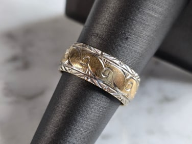 Womens Vintage Estate 14K Mixed Gold Etched Goldman Band Ring