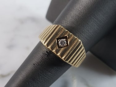 Mens Vintage Estate 14K Yellow Gold Modernist Diamond Ring