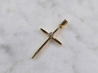 Womens Vintage Estate 14K Yellow Gold Religious Diamond Cross Pendant