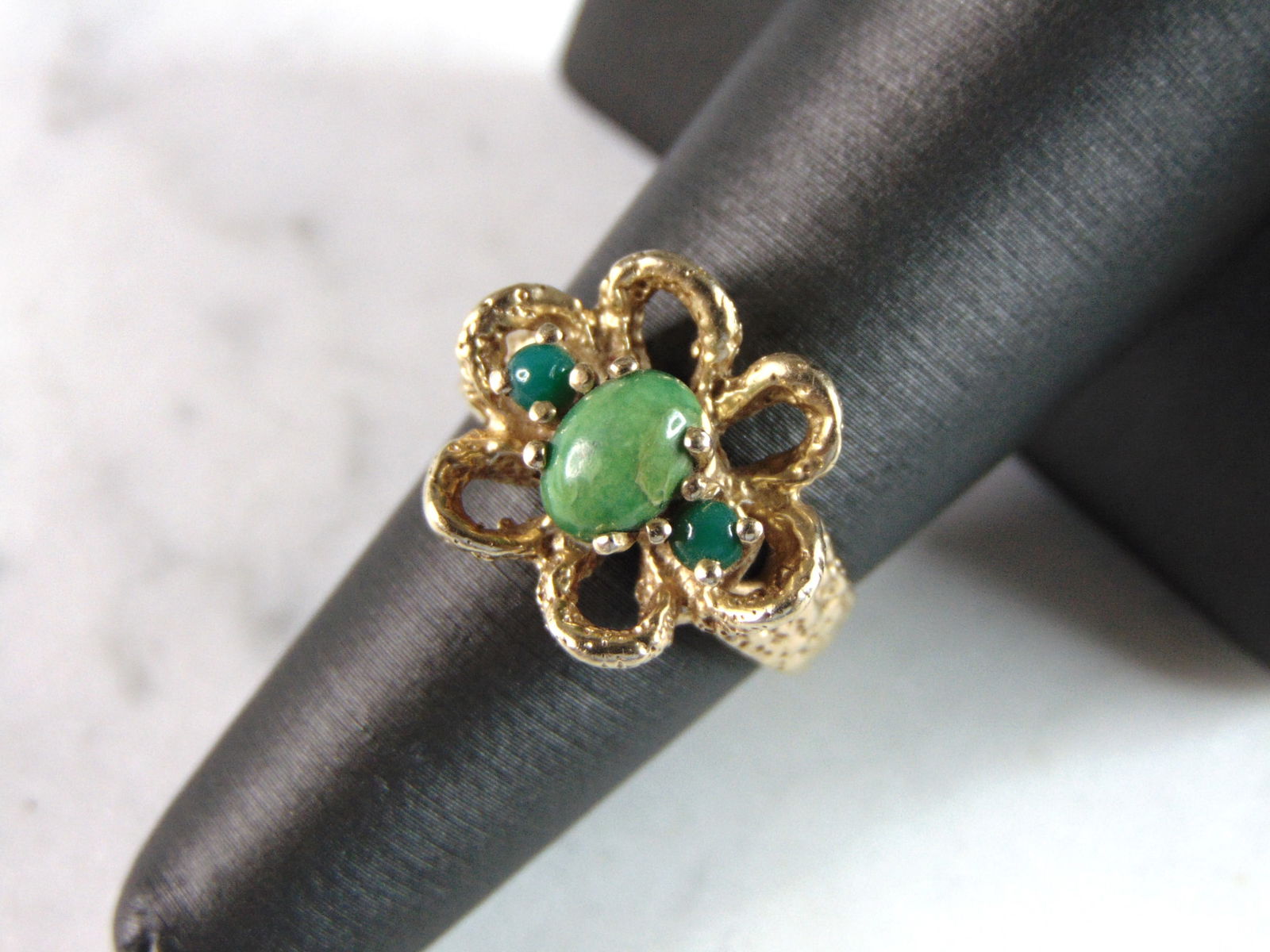 Womens Vintage Estate 14K Yellow Gold Flower Ring (1 of 5)