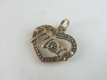 Womens Vintage Estate Sterling Silver "Mom" Pendant Charm