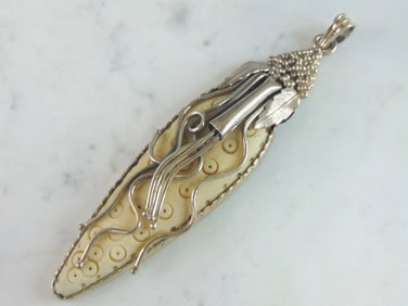Womens Vintage Estate Sterling Silver Modernist Bone Pendant