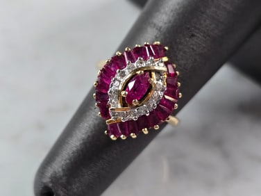 Womens Vintage Estate 14k Yellow Gold Pink Sapphire & Diamond Ring