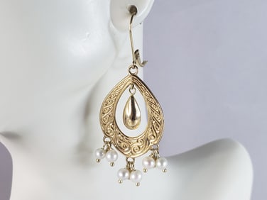 Womens Vintage Estate 14K Yellow Gold Dangle Earrings