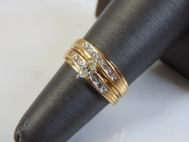 Vintage Estate Womens 14K Yellow Gold Diamond Ring Set (1 of 4)