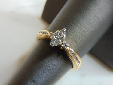 Vintage Estate Womens 14K Yellow Gold Diamond Ring