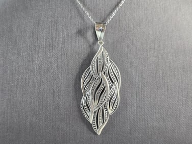 Womens Vintage Estate Sterling Silver Modernist Pendant w/ Necklace