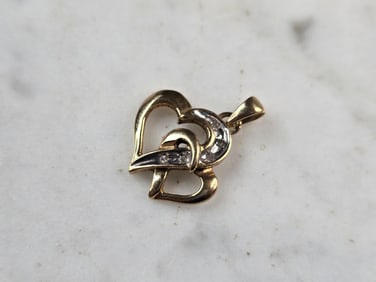 Womens Vintage Estate 10K Yellow Gold Diamond Heart Pendant