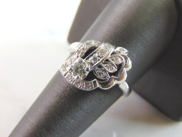 Womens Vintage Estate 14K White Gold Diamond Ring