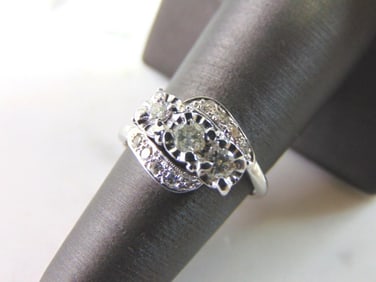 Womens Vintage Estate 14K White Gold Diamond Ring