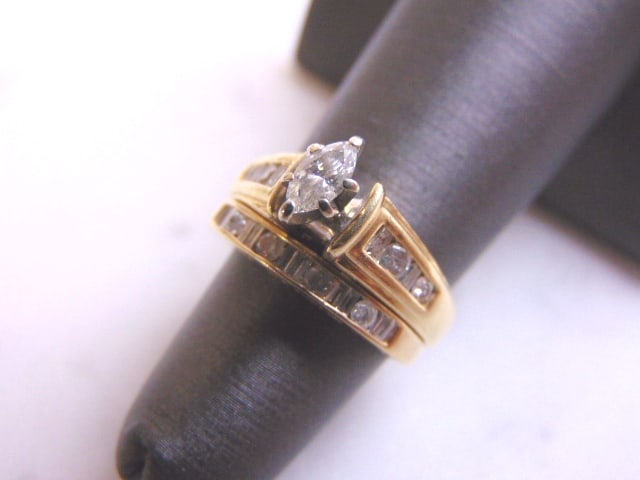 Women's Vintage 14K Yellow Gold Diamond Engagement Ring (1 of 4)