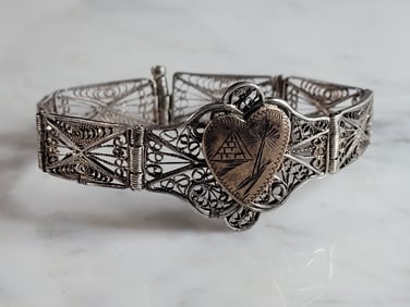 Womens Vintage Estate Sterling Silver Filigree Heart Bracelet