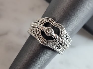 Womens Vintage Estate Sterling Silver Diamond Heart Ring