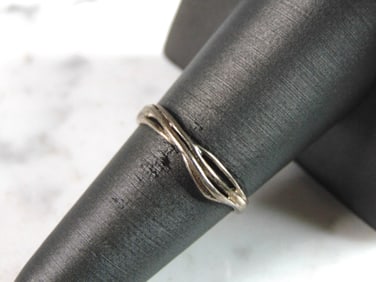 Womens Vintage Estate Sterling Silver Modernist Ring