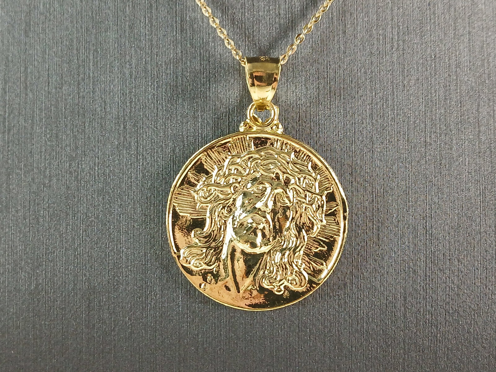 Womens Sterling Silver Gold Tone Jesus Pendant Necklace (1 of 4)
